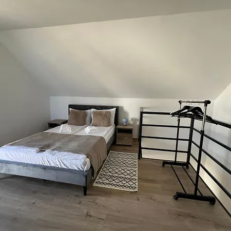 Apart Otel La Luna Imobiliare